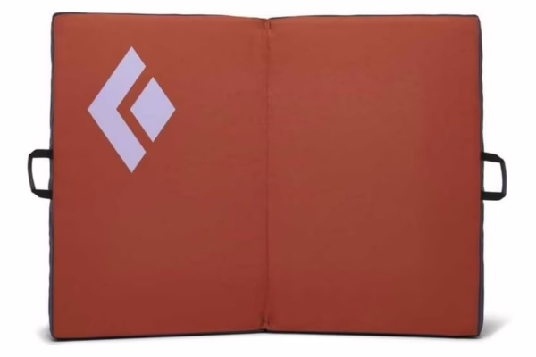 Test & Avis du Black Diamond Circuit Crash Pad : un outil d&rsquo;entraînement pour grimpeurs ?